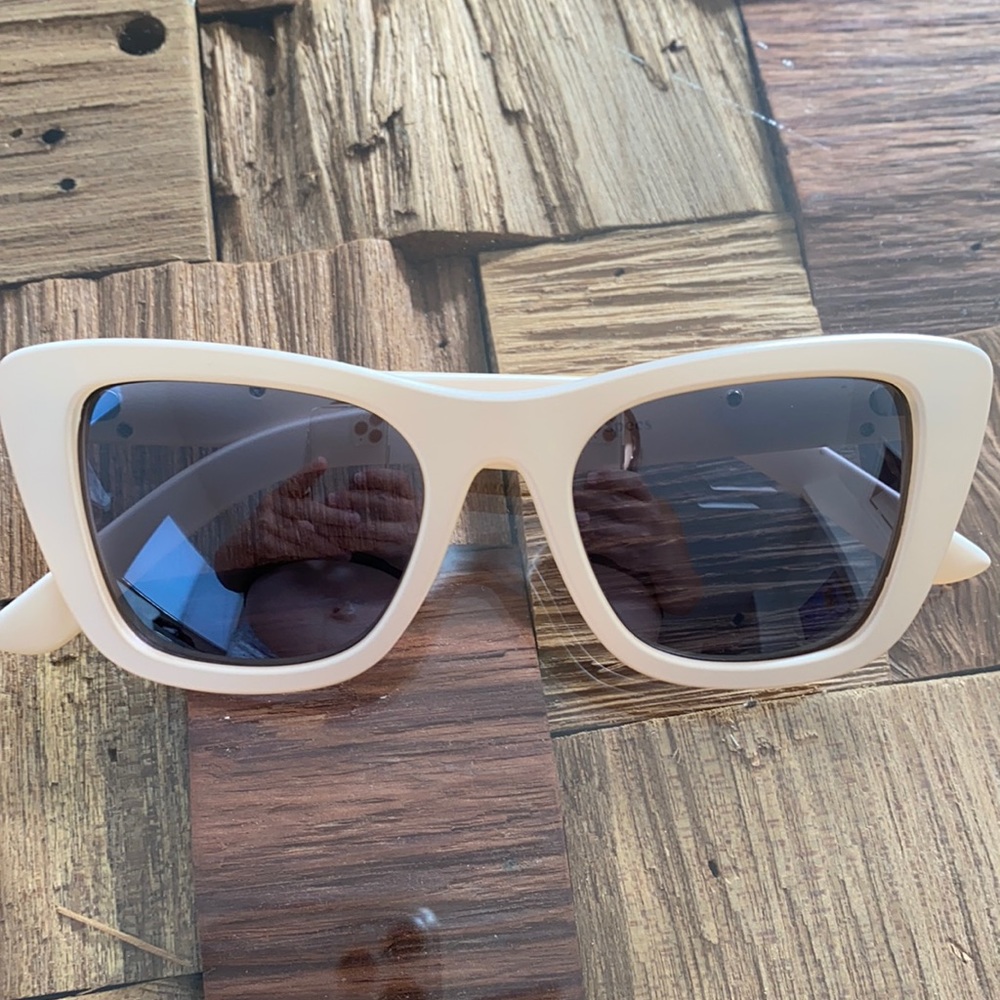 Le Specs sunglasses